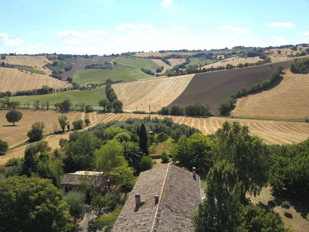La Meriggia Agriturismo- Ampio Appartamento Con Terrazza Esclusiva Ankona Zewnętrze zdjęcie