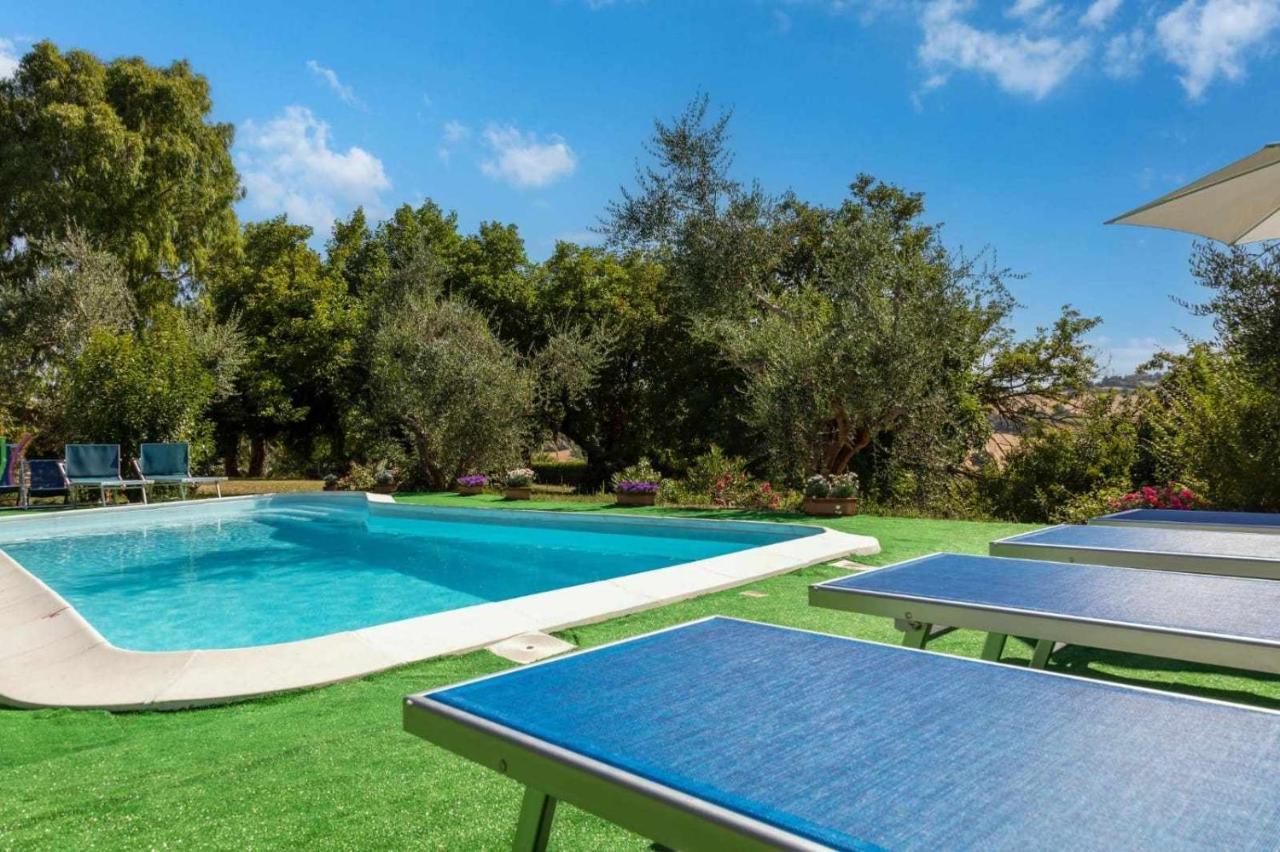 La Meriggia Agriturismo- Ampio Appartamento Con Terrazza Esclusiva Ankona Zewnętrze zdjęcie