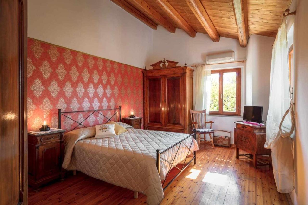 La Meriggia Agriturismo- Ampio Appartamento Con Terrazza Esclusiva Ankona Zewnętrze zdjęcie